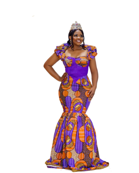 Fashion model wearing a Ghanaian print outfit